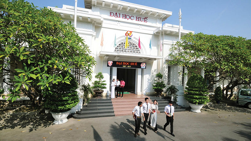 Đại học Huế 